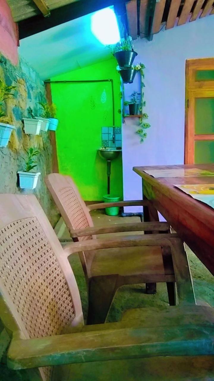 Ella Kumi Hostel Екстериор снимка