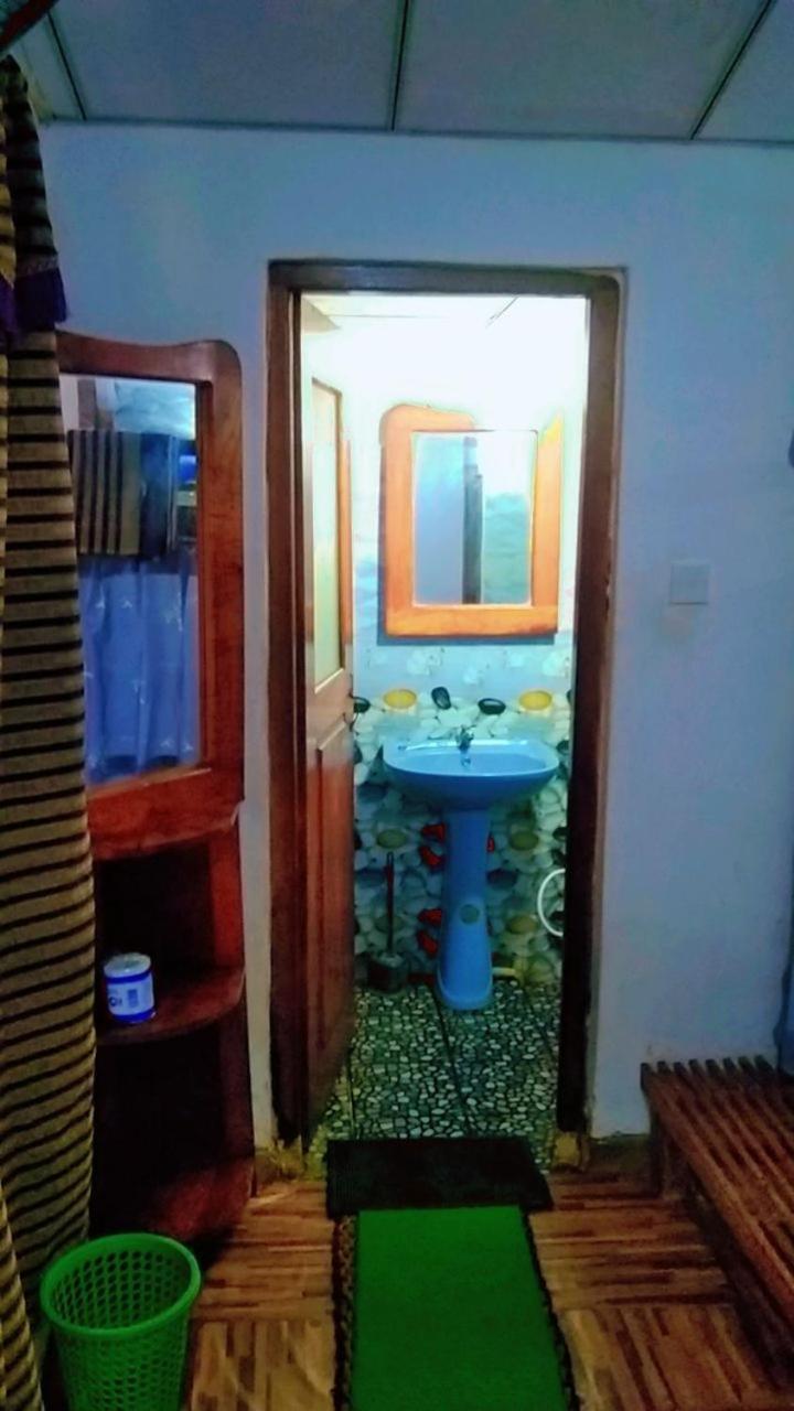 Ella Kumi Hostel Екстериор снимка