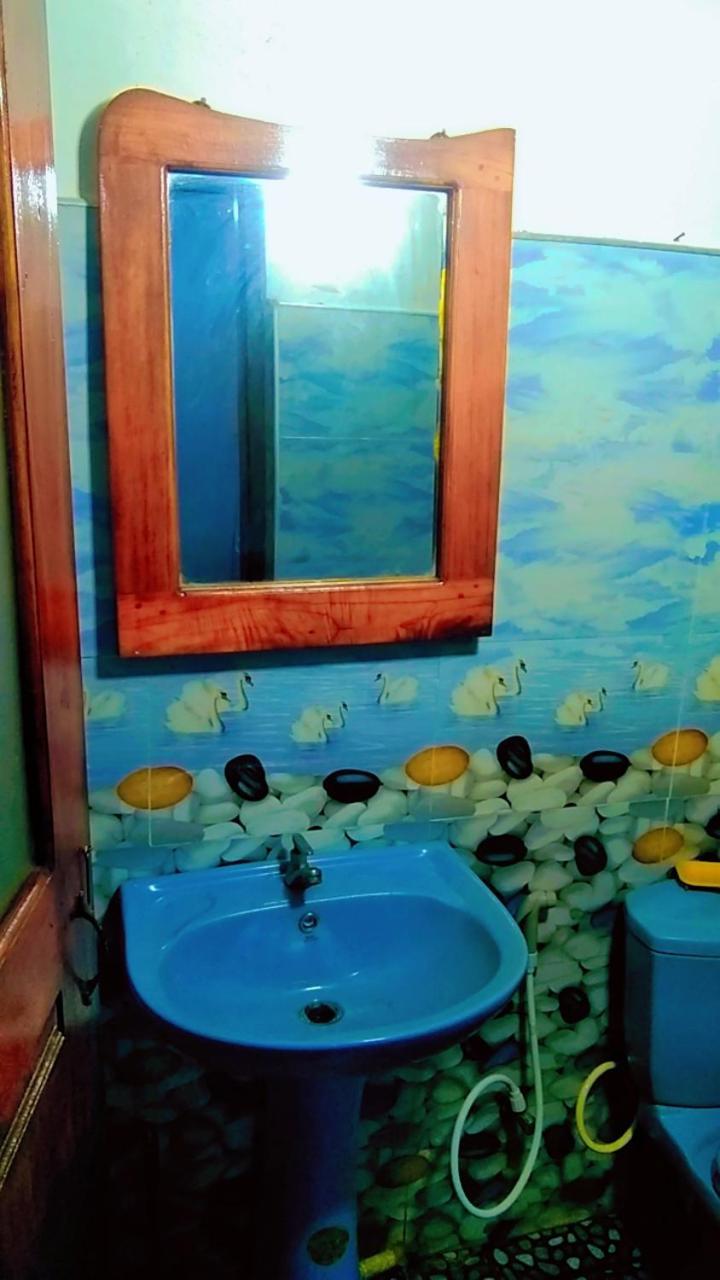 Ella Kumi Hostel Екстериор снимка