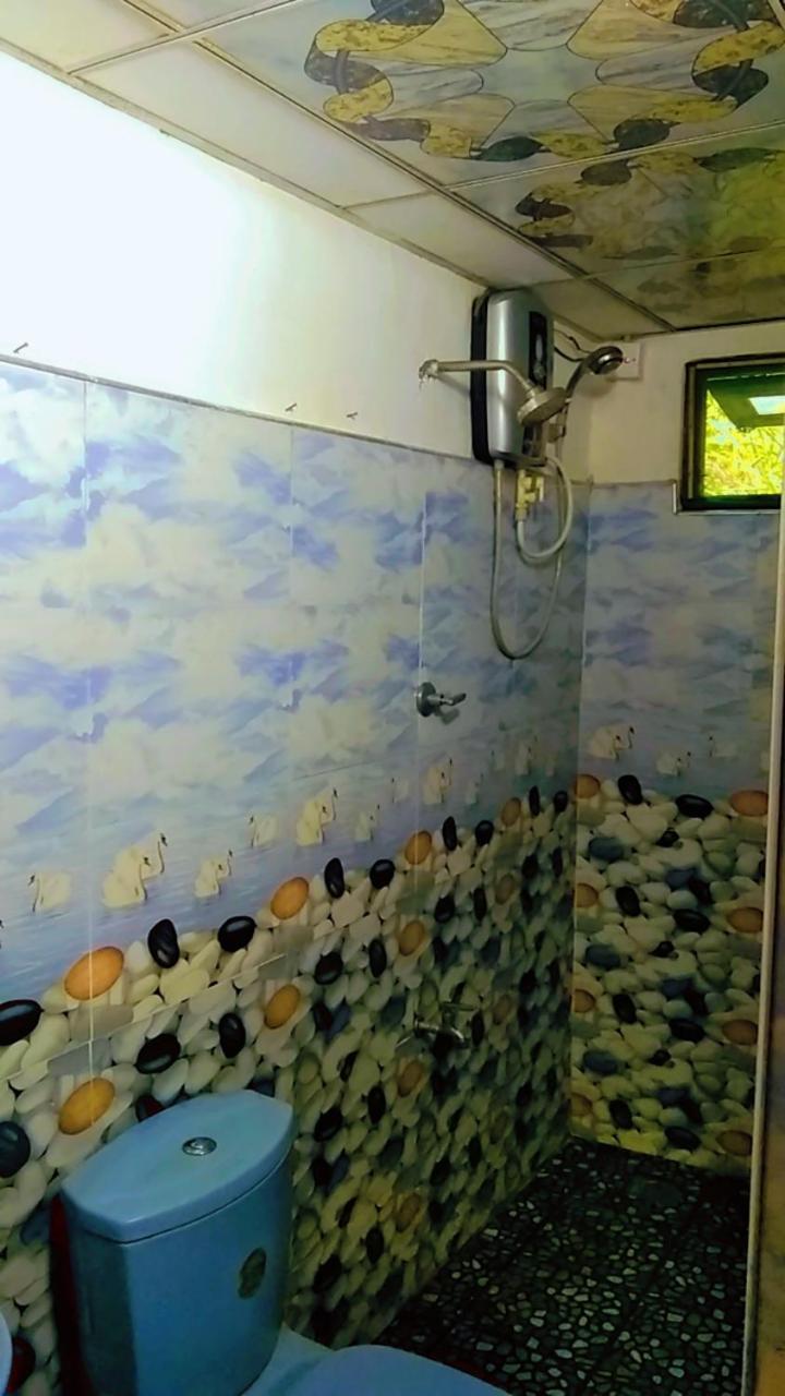 Ella Kumi Hostel Екстериор снимка